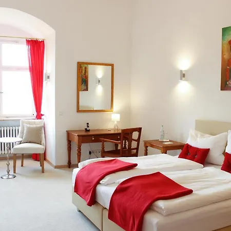 Biohotel Schloss Kirchberg Hotell