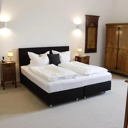 Biohotel Schloss Kirchberg 4*