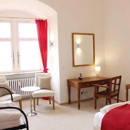 Biohotel Schloss Kirchberg Отель Kirchberg an der Jagst