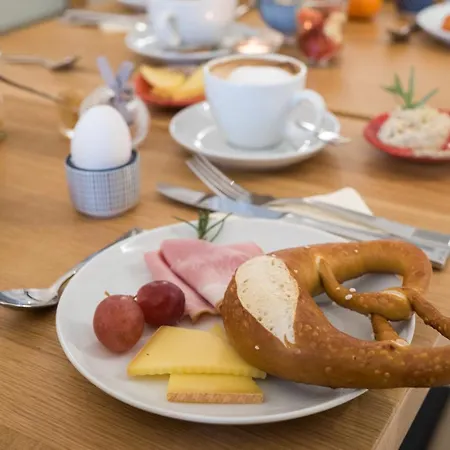 Biohotel Schloss Kirchberg Hotell