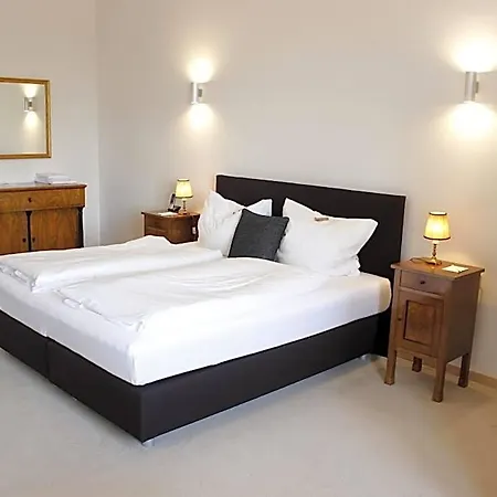 Hotel Biohotel Schloss Kirchberg 4*