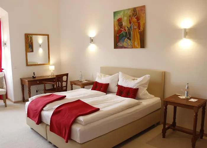 Отель Biohotel Schloss Kirchberg 4*