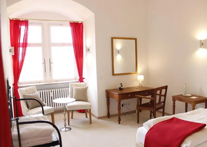 Biohotel Schloss Kirchberg Отель Kirchberg an der Jagst